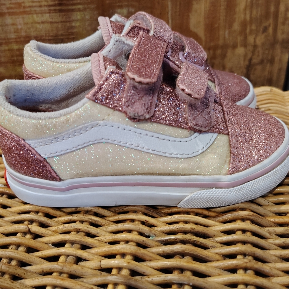 Little Girls Sparkle Gluttet Vans Velcro  Sneakers - Picture 10 of 11